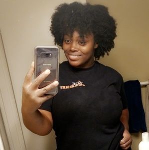 Meet your Posher, Natalie